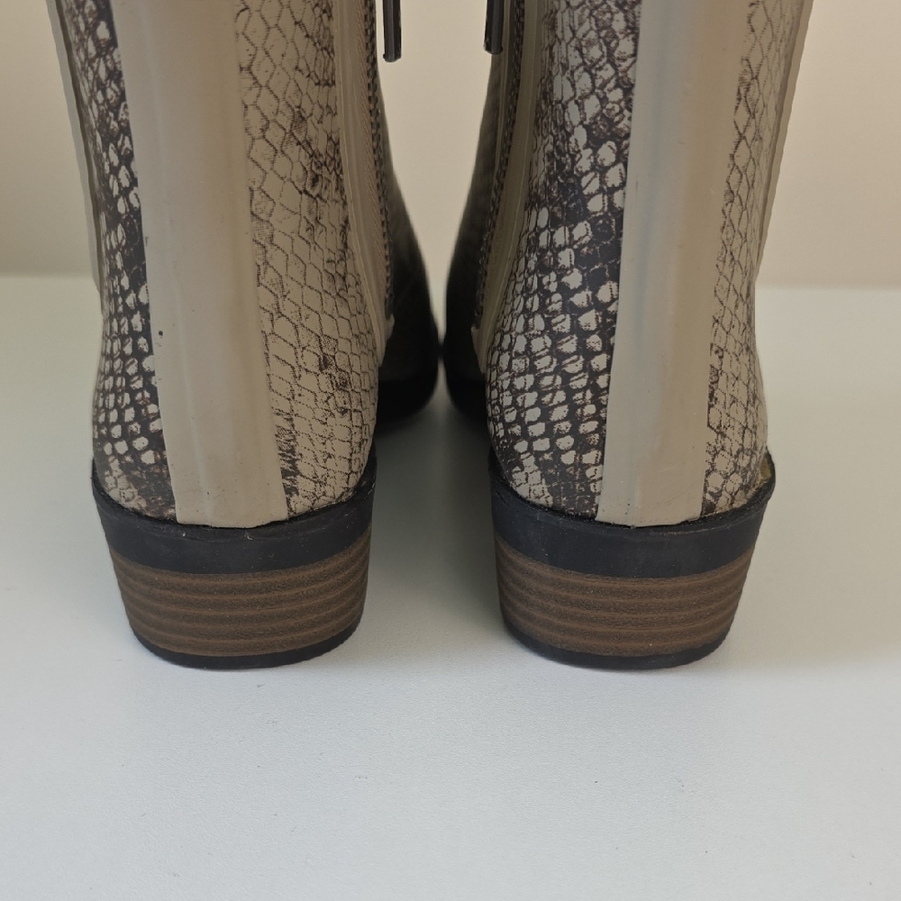 Lucky Brand Tan and Brown Snakeprint Ankle Boots.  Size 8. NWT - Picture 9 of 13